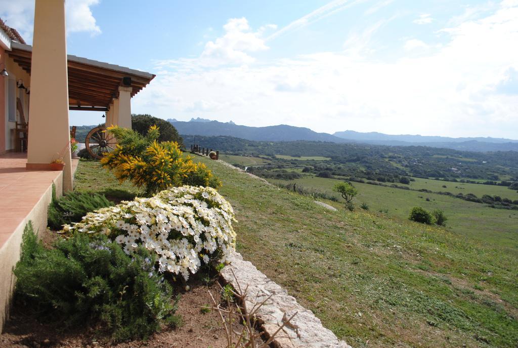 Locanda Rurale Lu Salconi Bassacutena Exterior foto