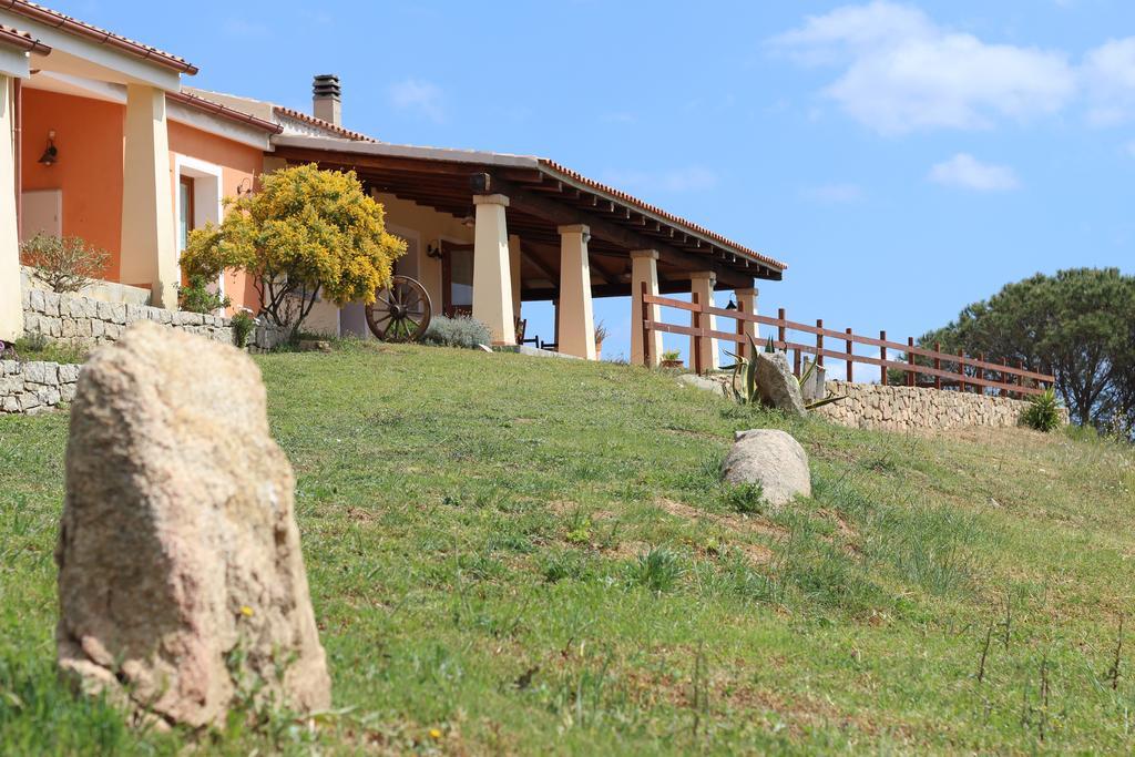 Locanda Rurale Lu Salconi Bassacutena Exterior foto